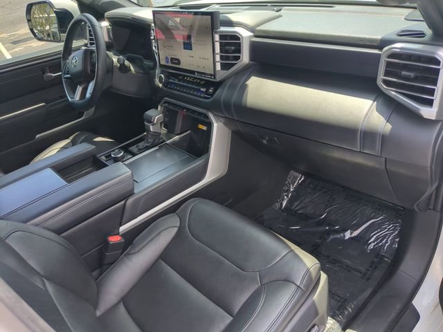 Used 2024 Toyota Sequoia Platinum AWD/4WD image 15
