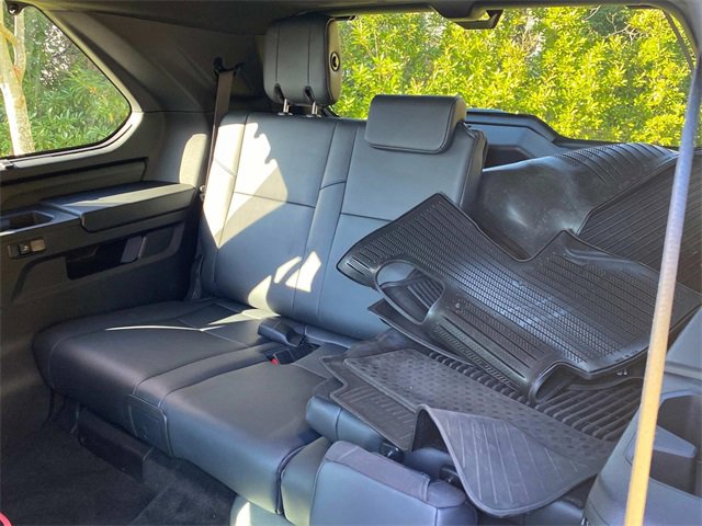 Used 2025 Toyota Sequoia Platinum image 10