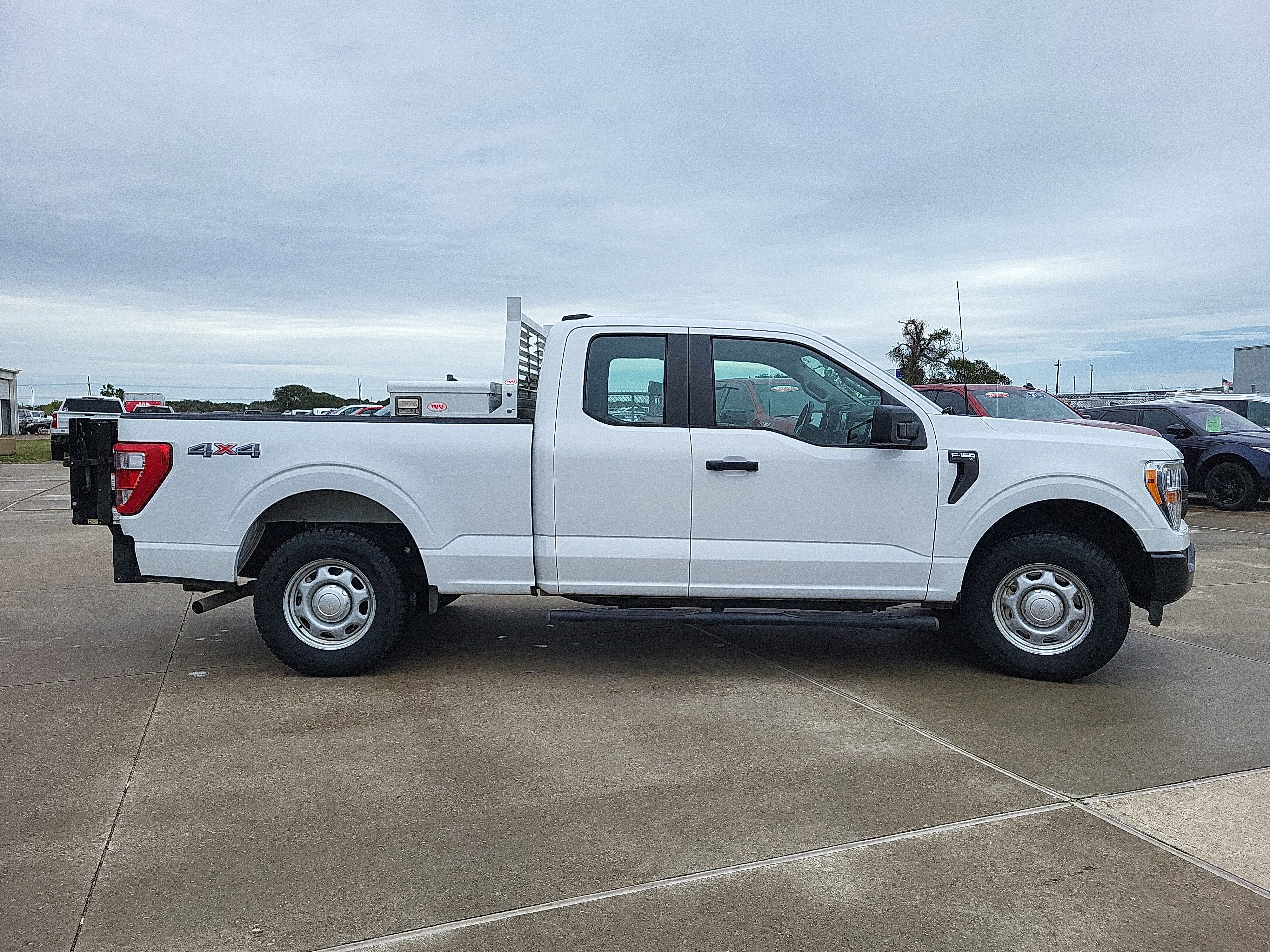 Used 2021 Ford F150 XL w/ XL Power Equipment Group image 4