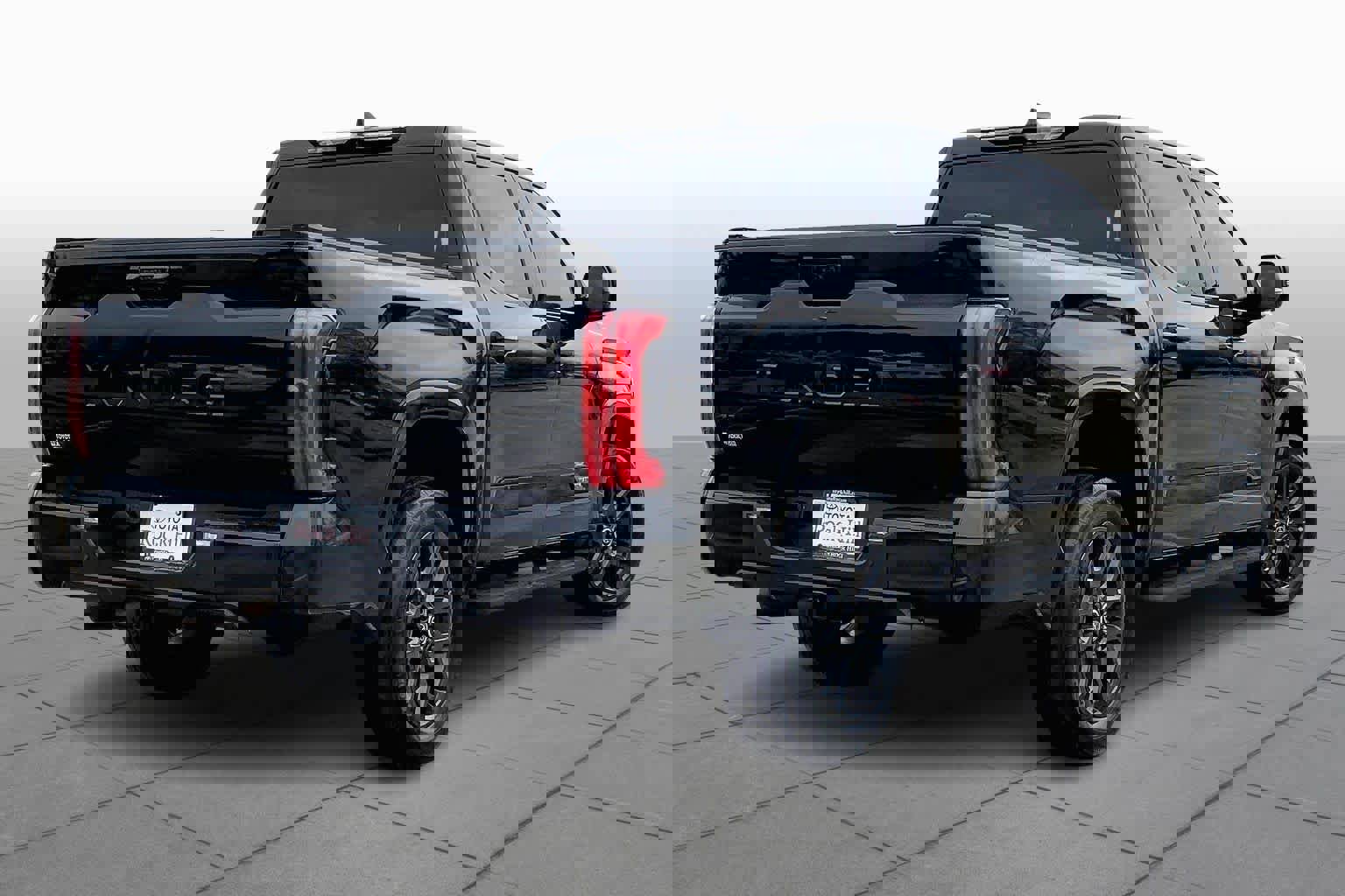 Used 2024 Toyota Tundra Platinum image 13