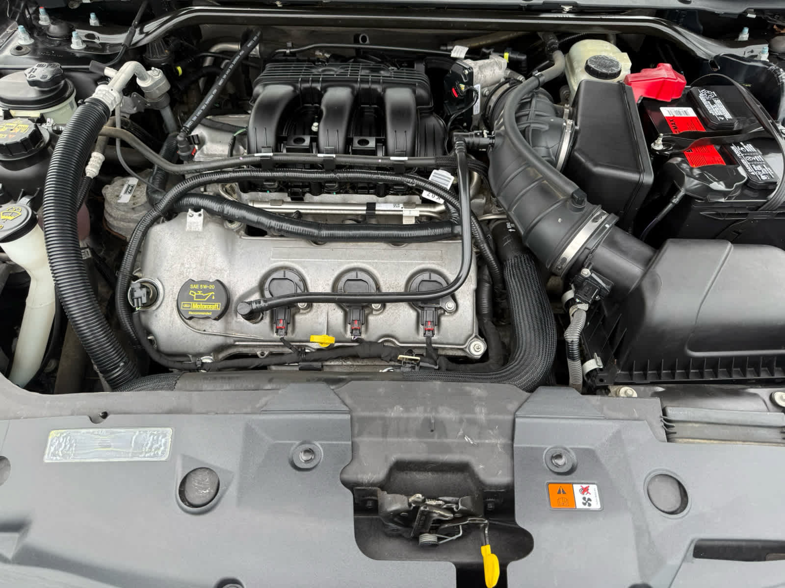 Used 2012 Ford Taurus SEL FWD image 24