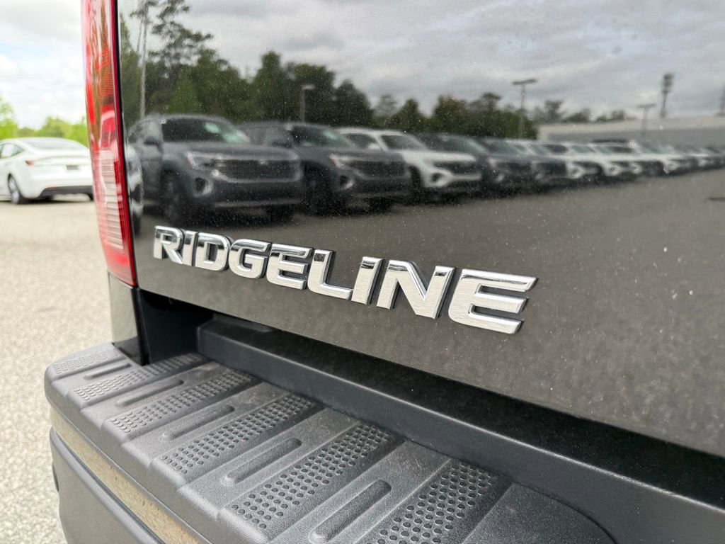 Used 2017 Honda Ridgeline Black Edition image 13