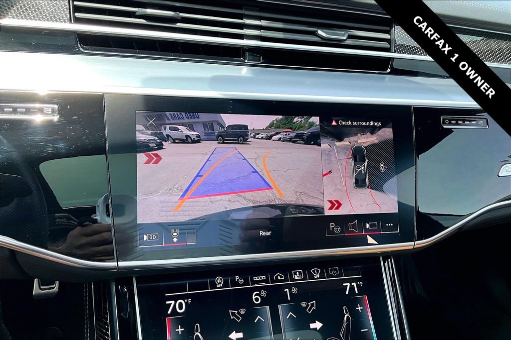 Used 2023 Audi S8 AWD/4WD image 9