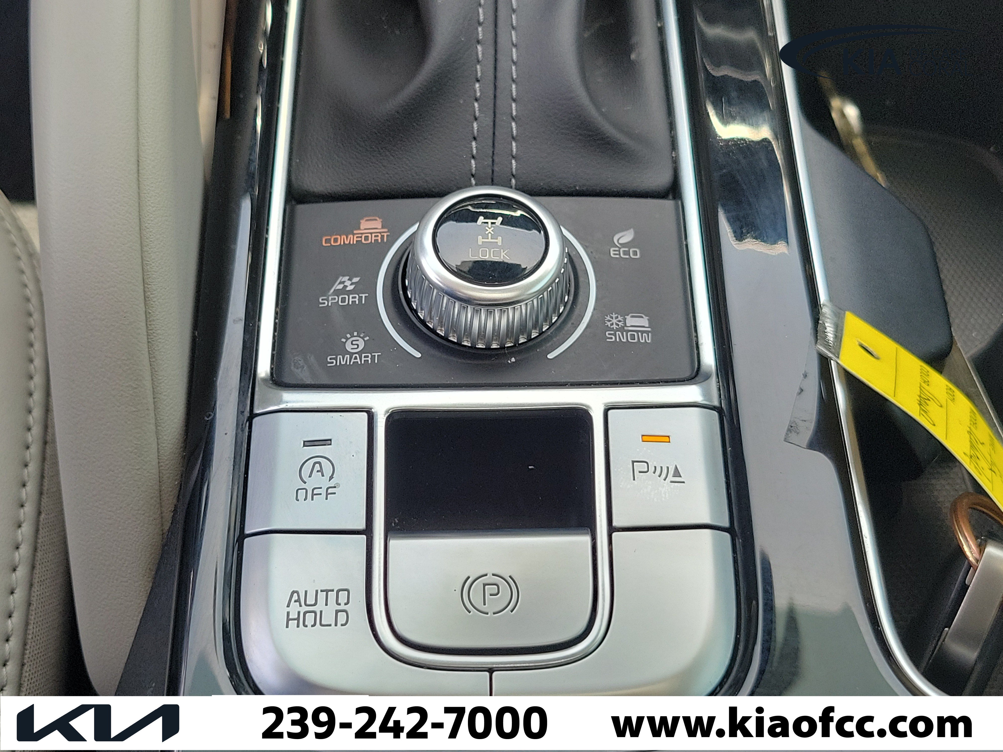 Certified 2024 Kia Telluride S w/ S Sunroof Package AWD/4WD image 29