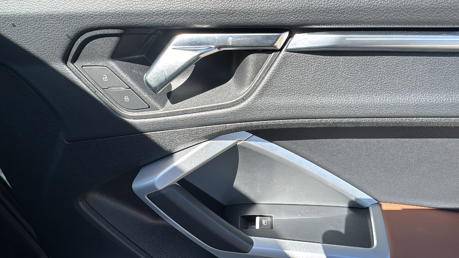 Used 2025 Audi Q3 2.0T Premium Plus w/ Premium Plus Package image 31