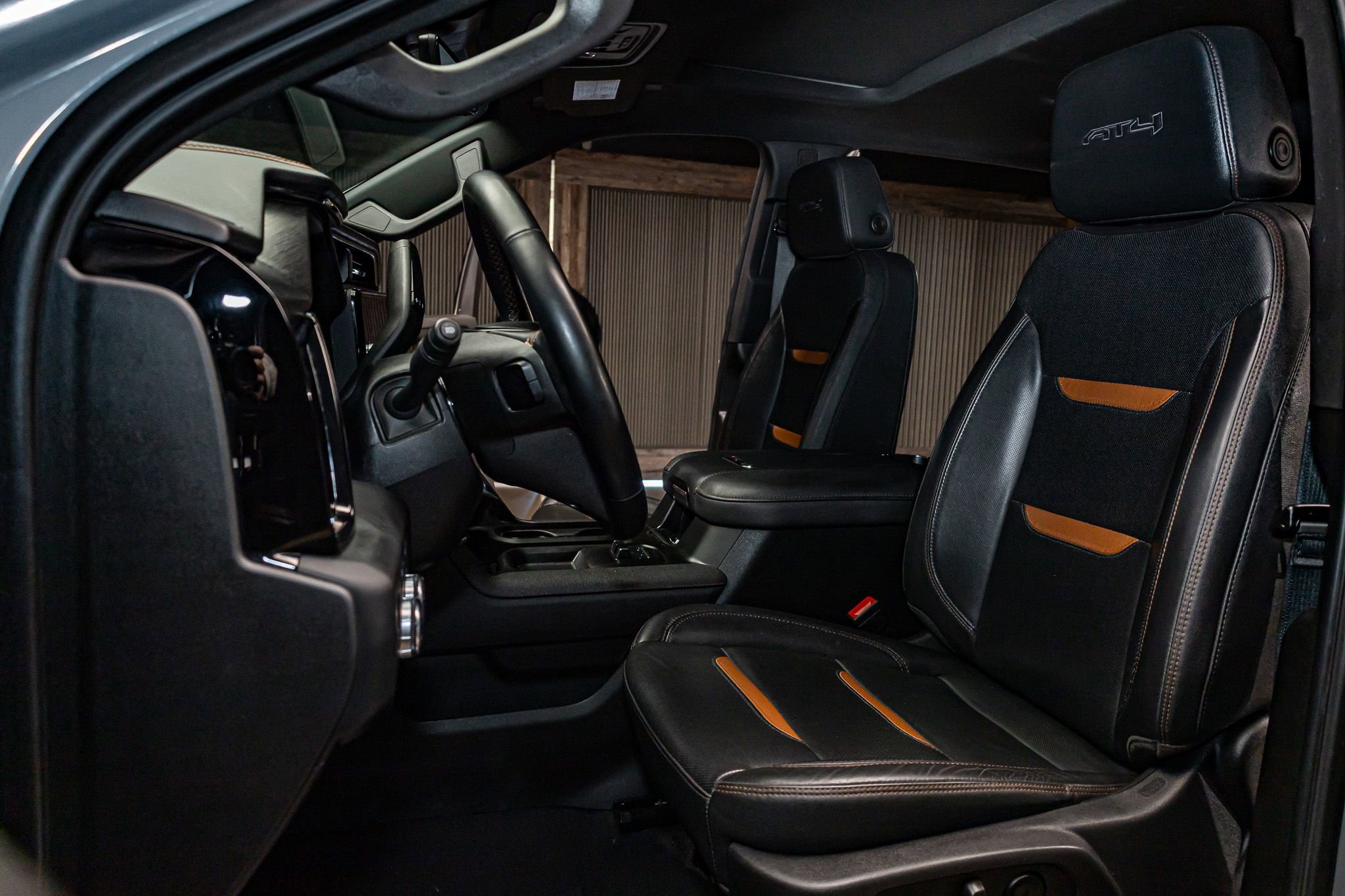 Used 2024 GMC Sierra 3500 AT4 w/ AT4 Premium Plus Package image 21