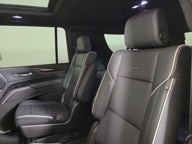 Used 2021 Cadillac Escalade ESV Premium Luxury w/ Performance Package RWD image 16
