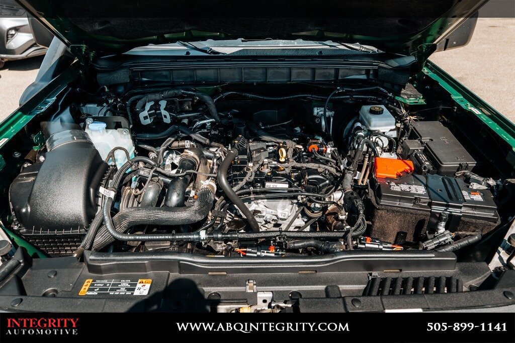 Used 2024 Ford Bronco Everglades AWD/4WD image 57