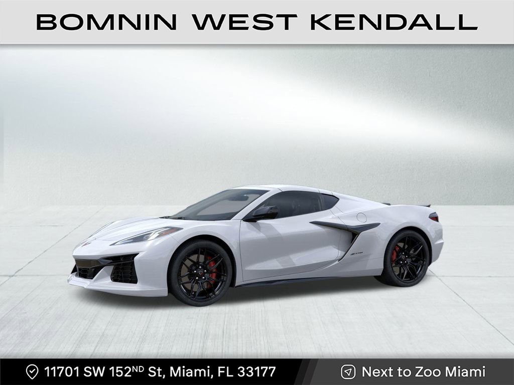 Used 2025 Chevrolet Corvette Z06 image 2
