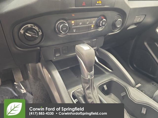 Used 2022 Nissan Frontier SV image 25