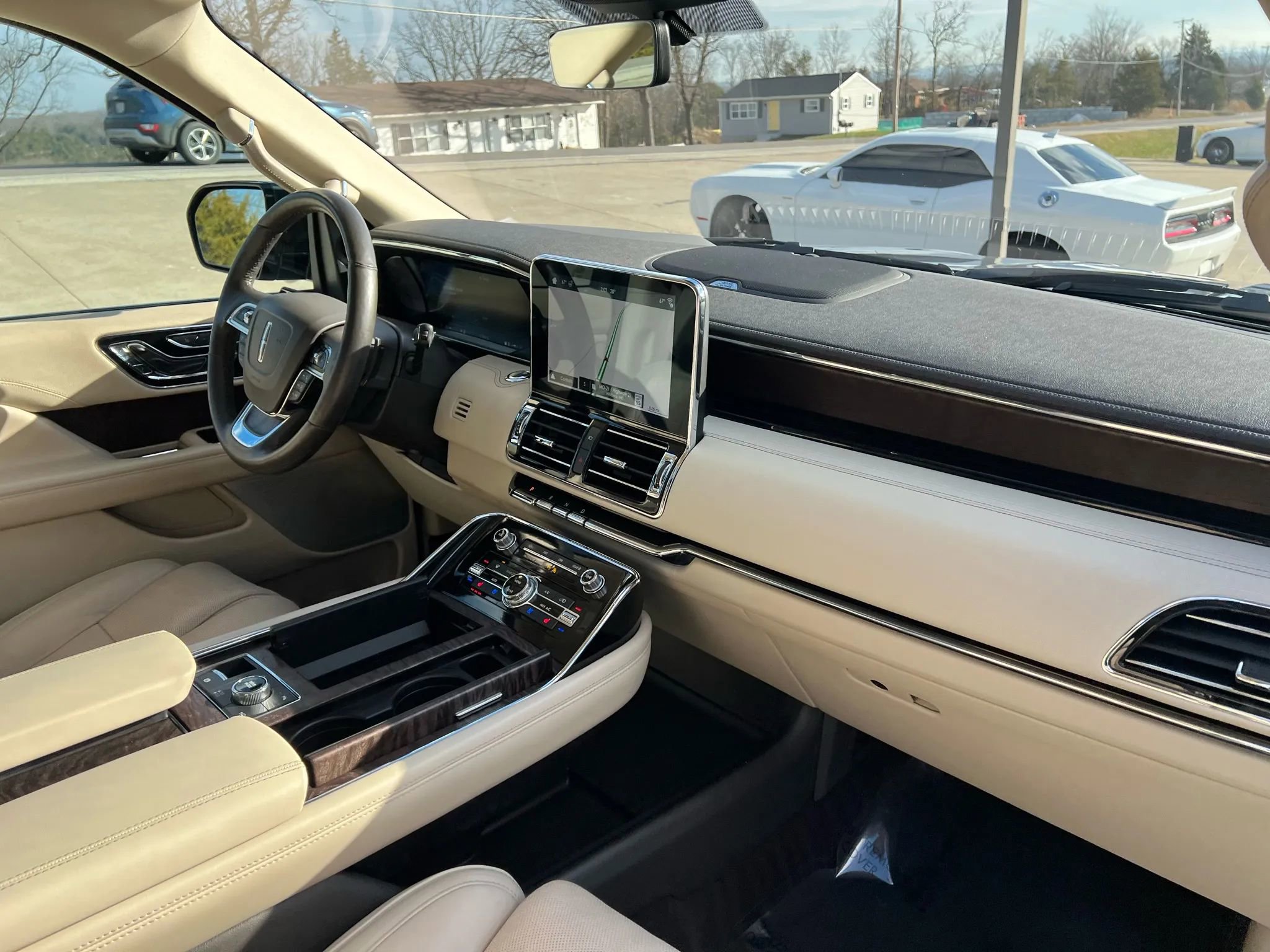 Used 2019 Lincoln Navigator L Reserve w/ Cargo Package image 54