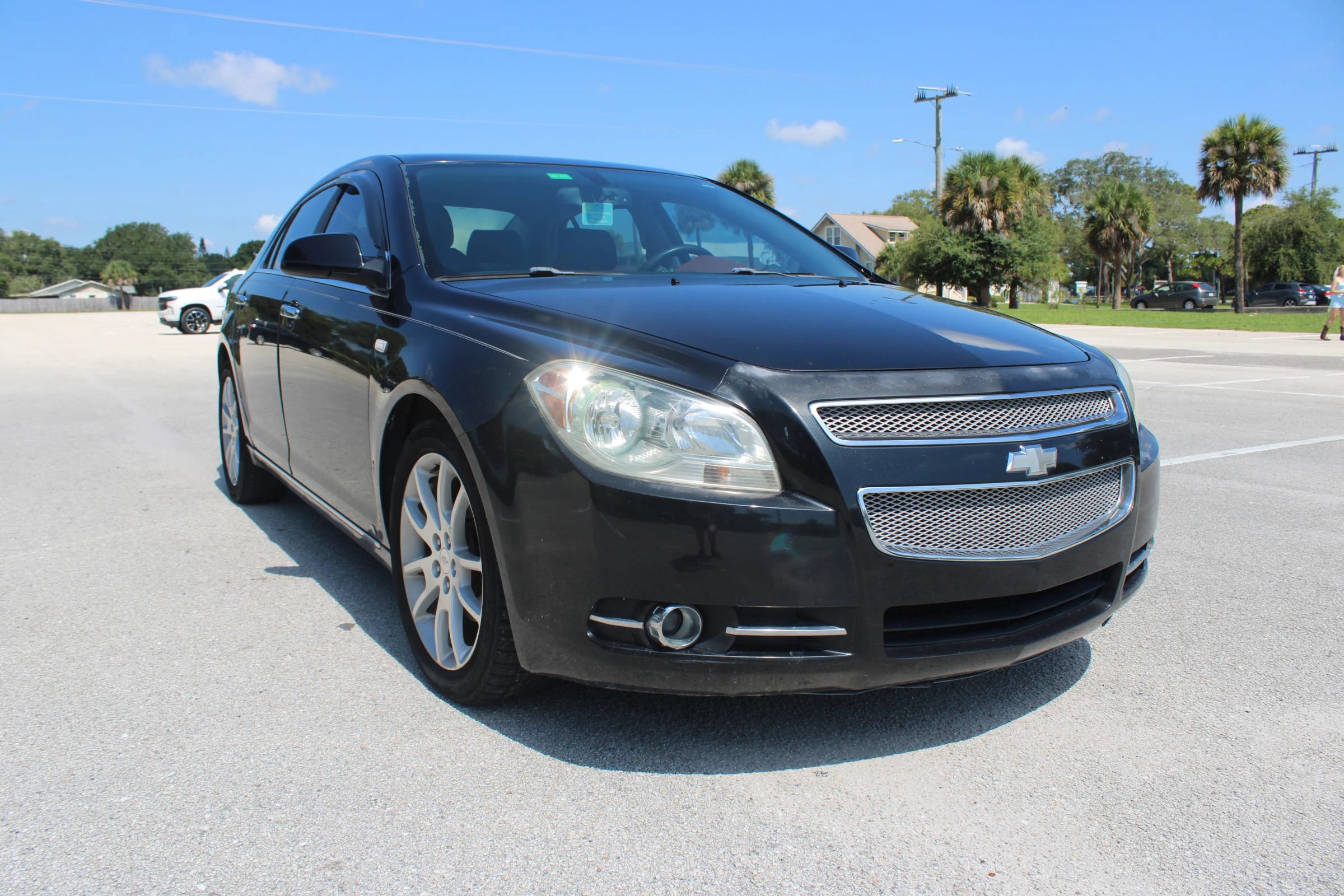 Used 2008 Chevrolet Malibu LTZ FWD image 16