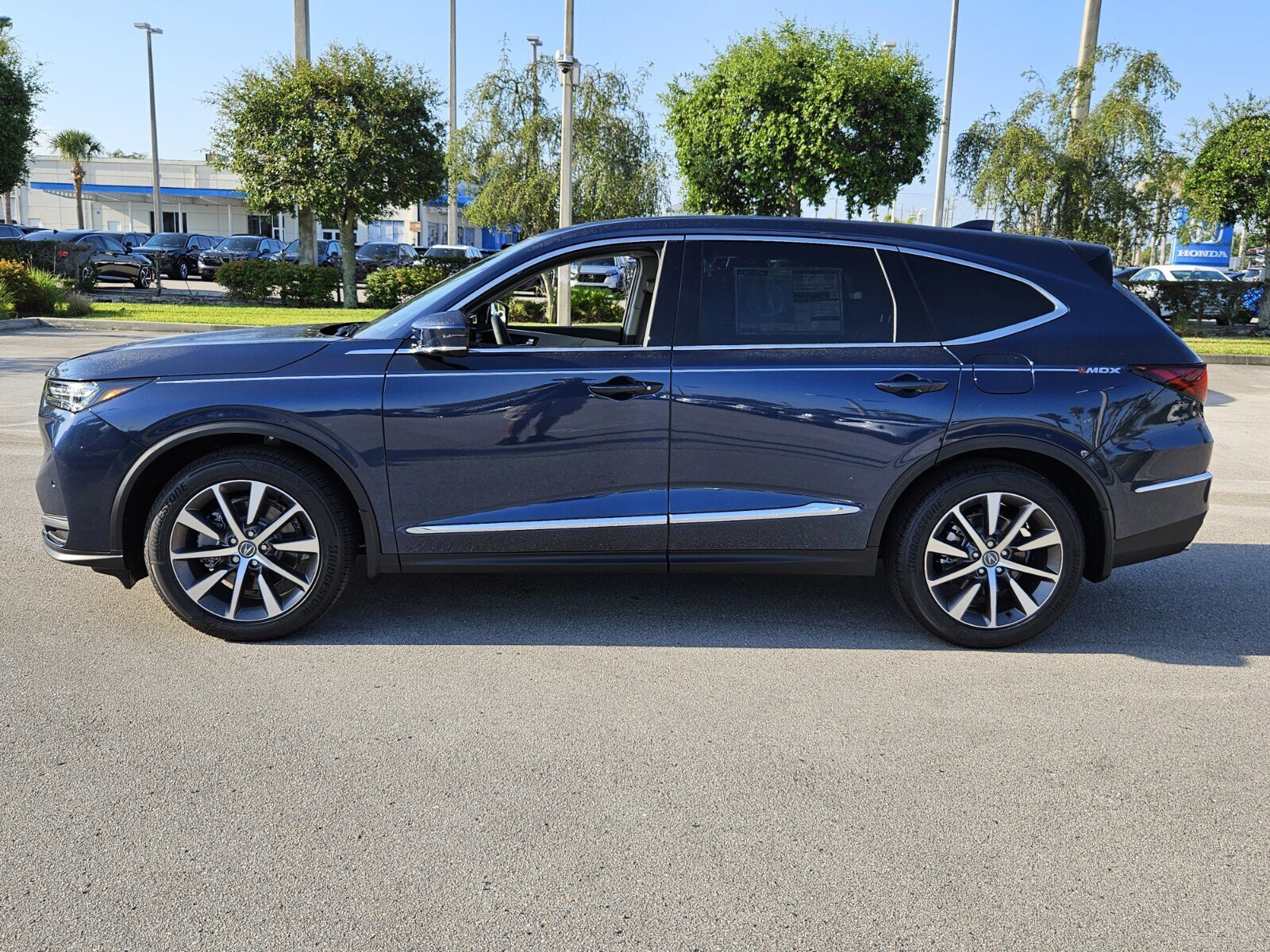 New 2025 Acura MDX FWD w/ Technology Package image 9
