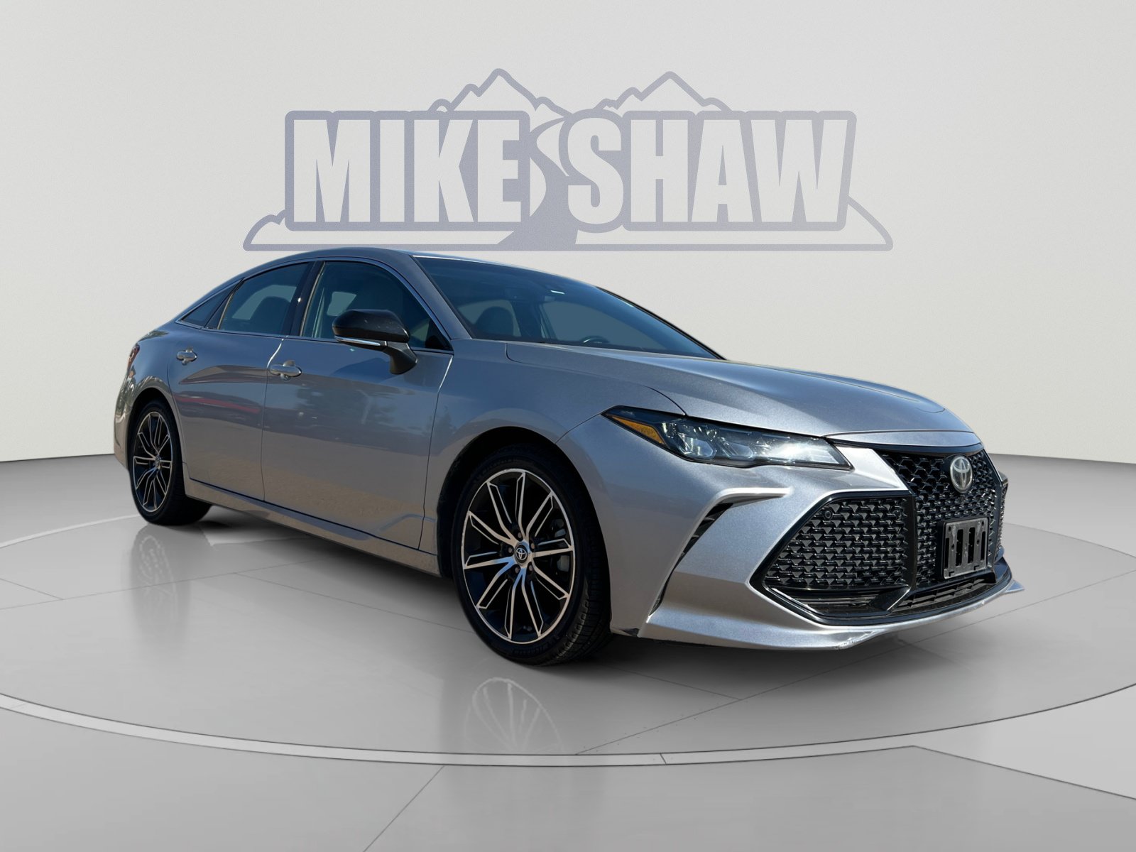 Used 2019 Toyota Avalon XSE FWD image 7