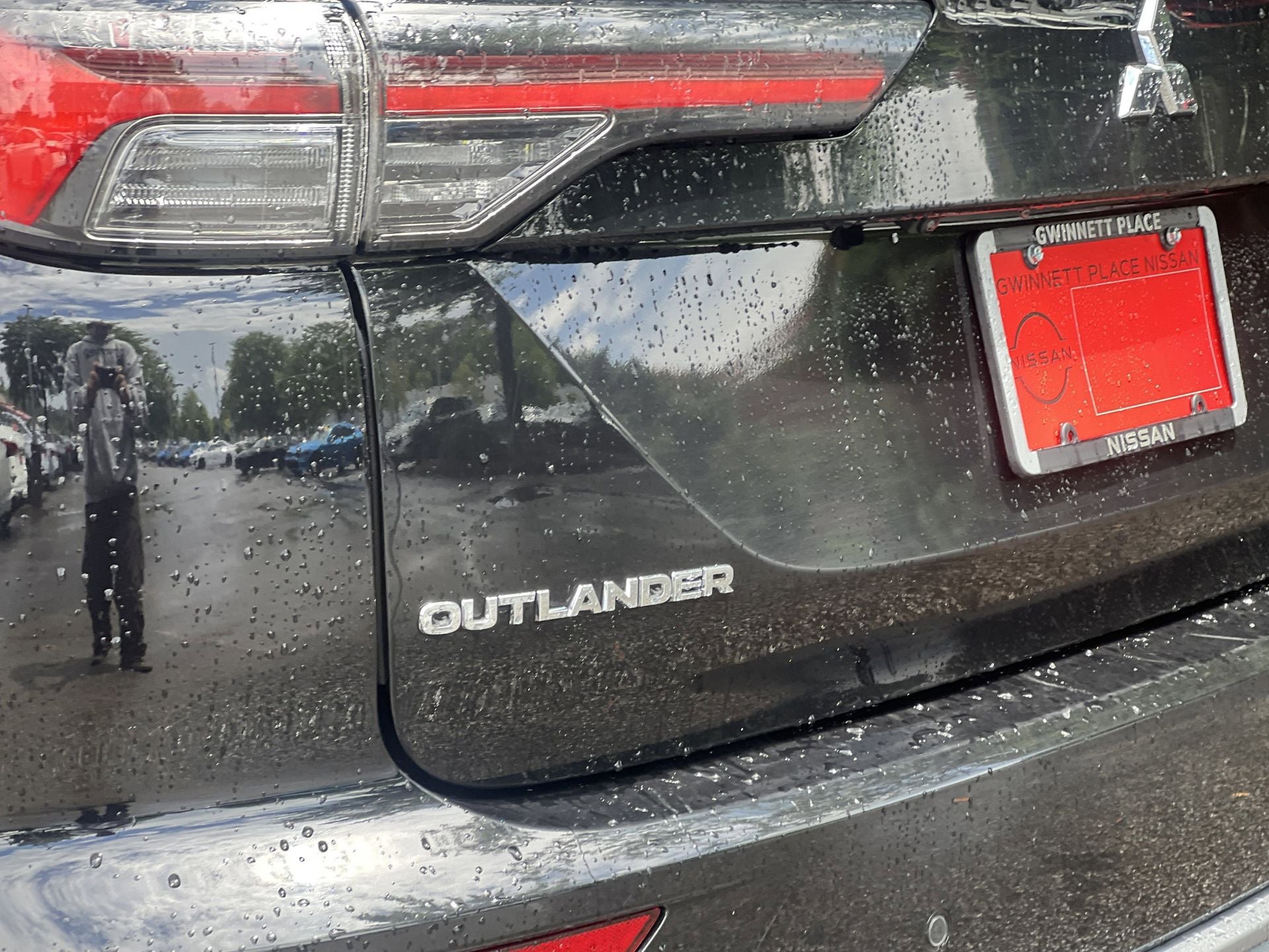 Used 2025 Mitsubishi Outlander SE FWD image 29