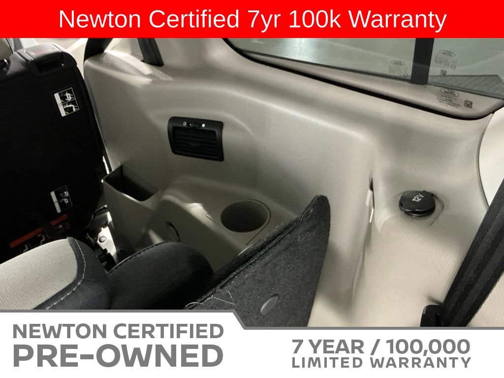 Used 2022 Ford Transit Connect XLT FWD image 27