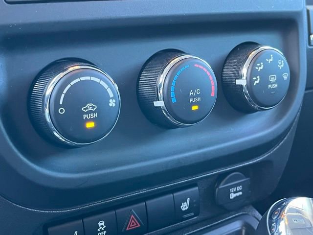 Used 2015 Jeep Patriot High Altitude image 16