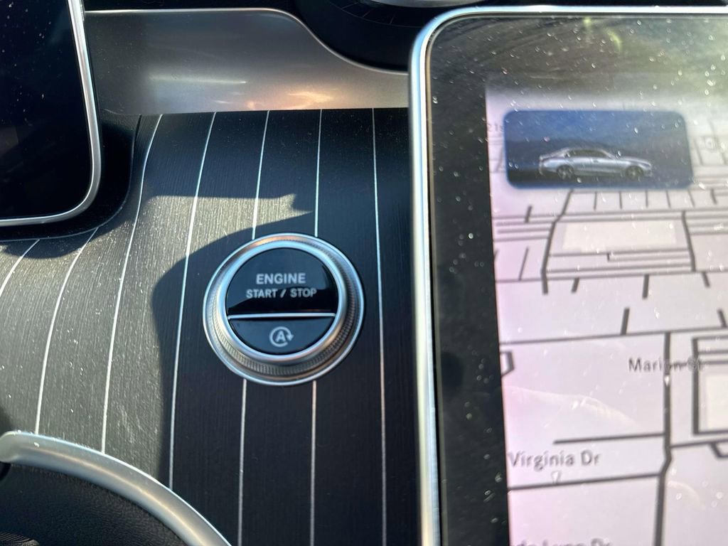 Used 2024 Mercedes-Benz C 300 Sedan image 27