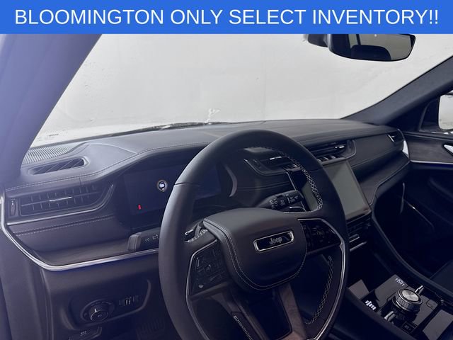 New 2025 Jeep Grand Cherokee L Overland w/ Trailer Tow Package image 9