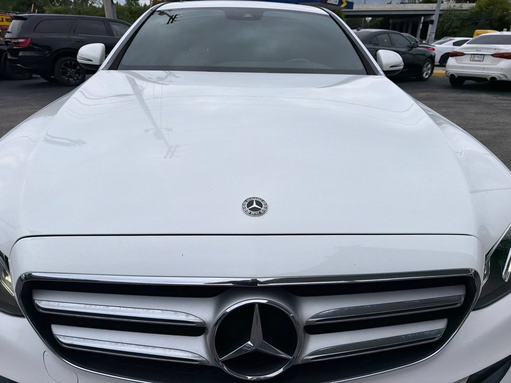 Used 2017 Mercedes-Benz E 300 4MATIC image 21