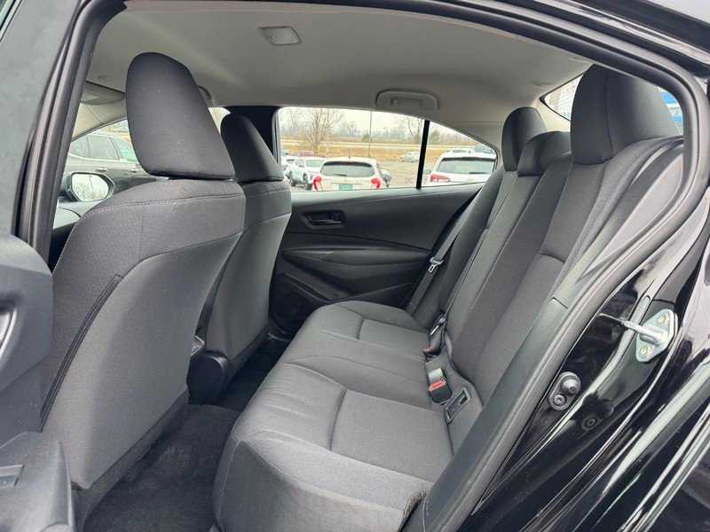 Used 2025 Toyota Corolla LE image 10