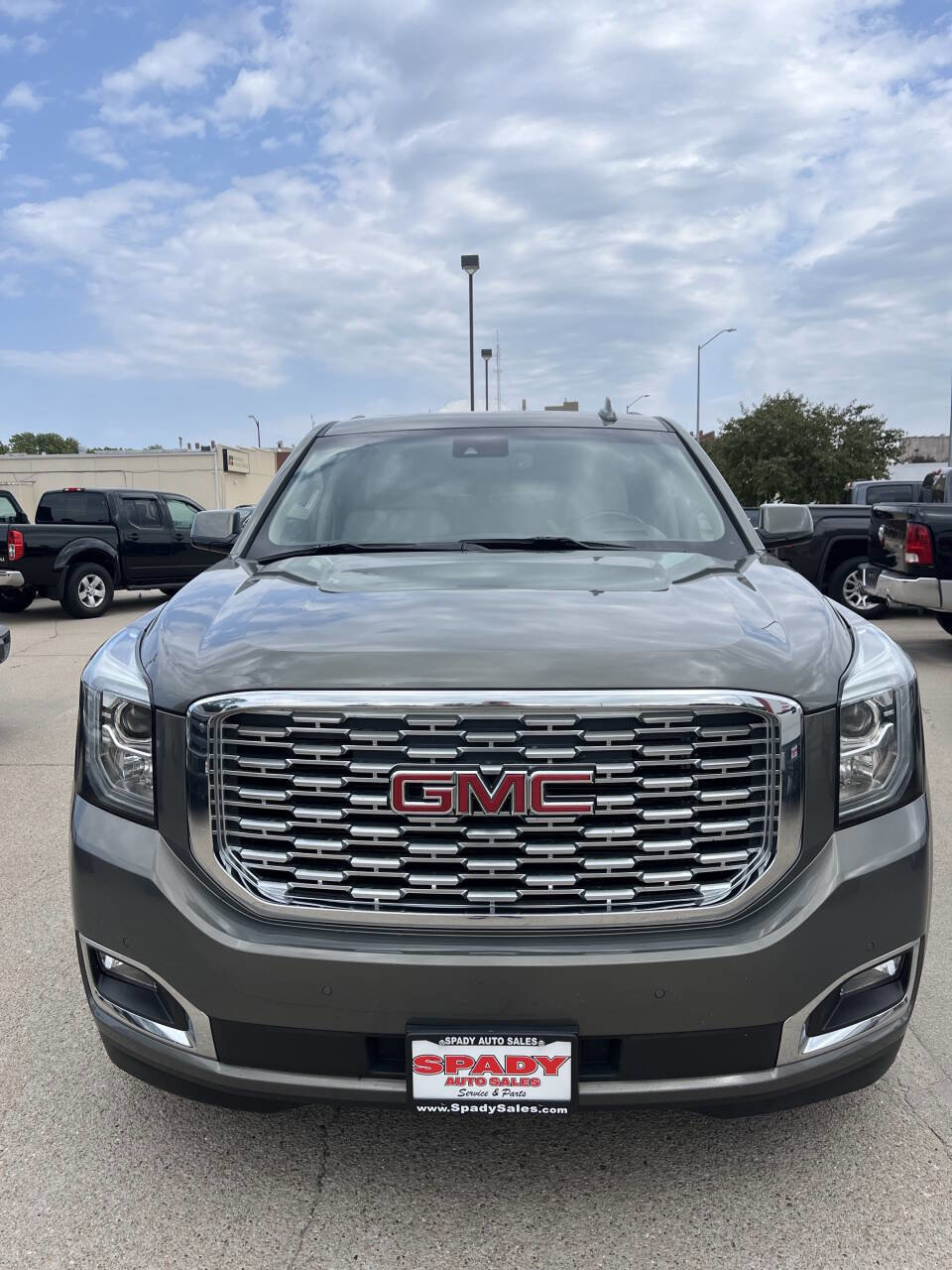 Used 2018 GMC Yukon Denali w/ Denali Ultimate Package image 3