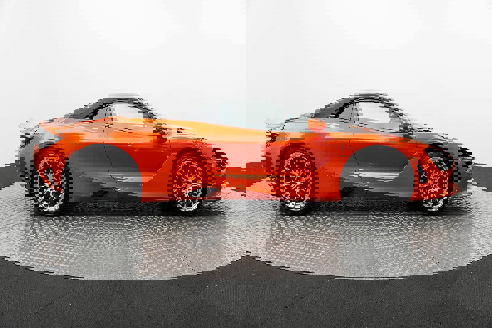 New 2025 McLaren 750S Spider image 38