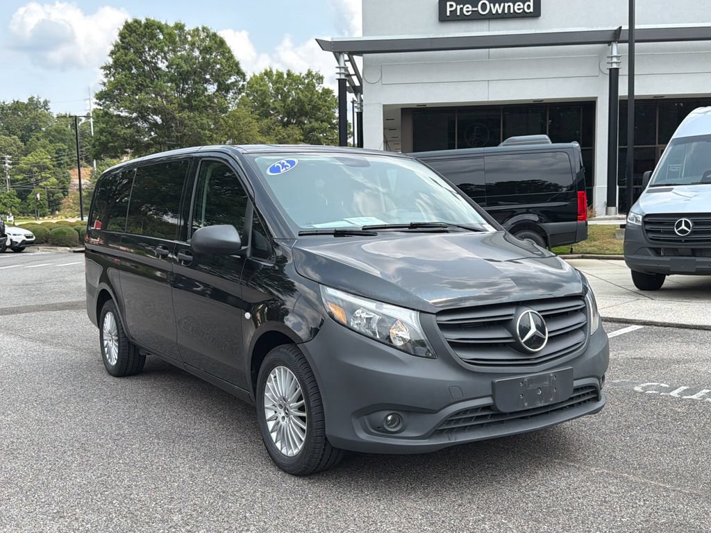 Used 2023 Mercedes-Benz Metris Passenger image 1