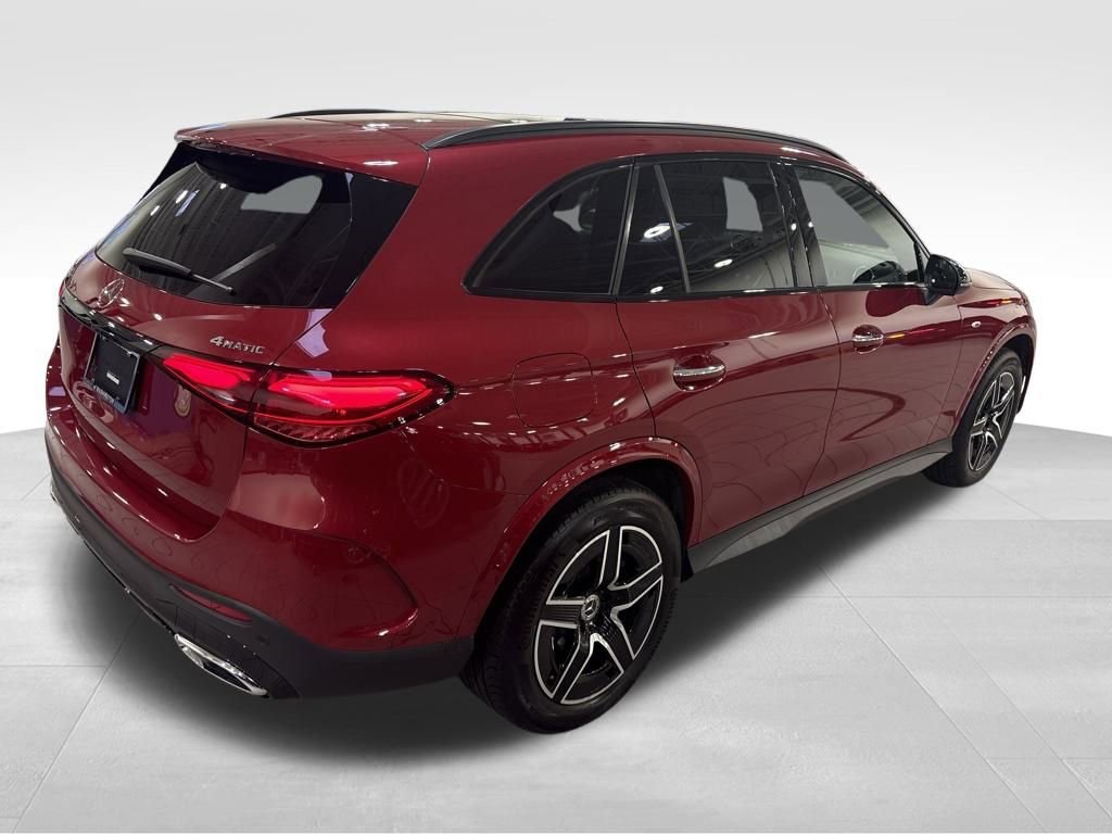 Used 2025 Mercedes-Benz GLC 350e GLC 350e image 5