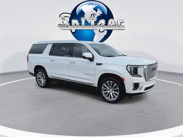 Certified 2022 GMC Yukon XL Denali image 2