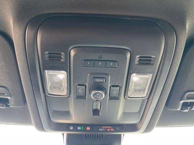 Certified 2024 Chevrolet Suburban Premier RWD image 27