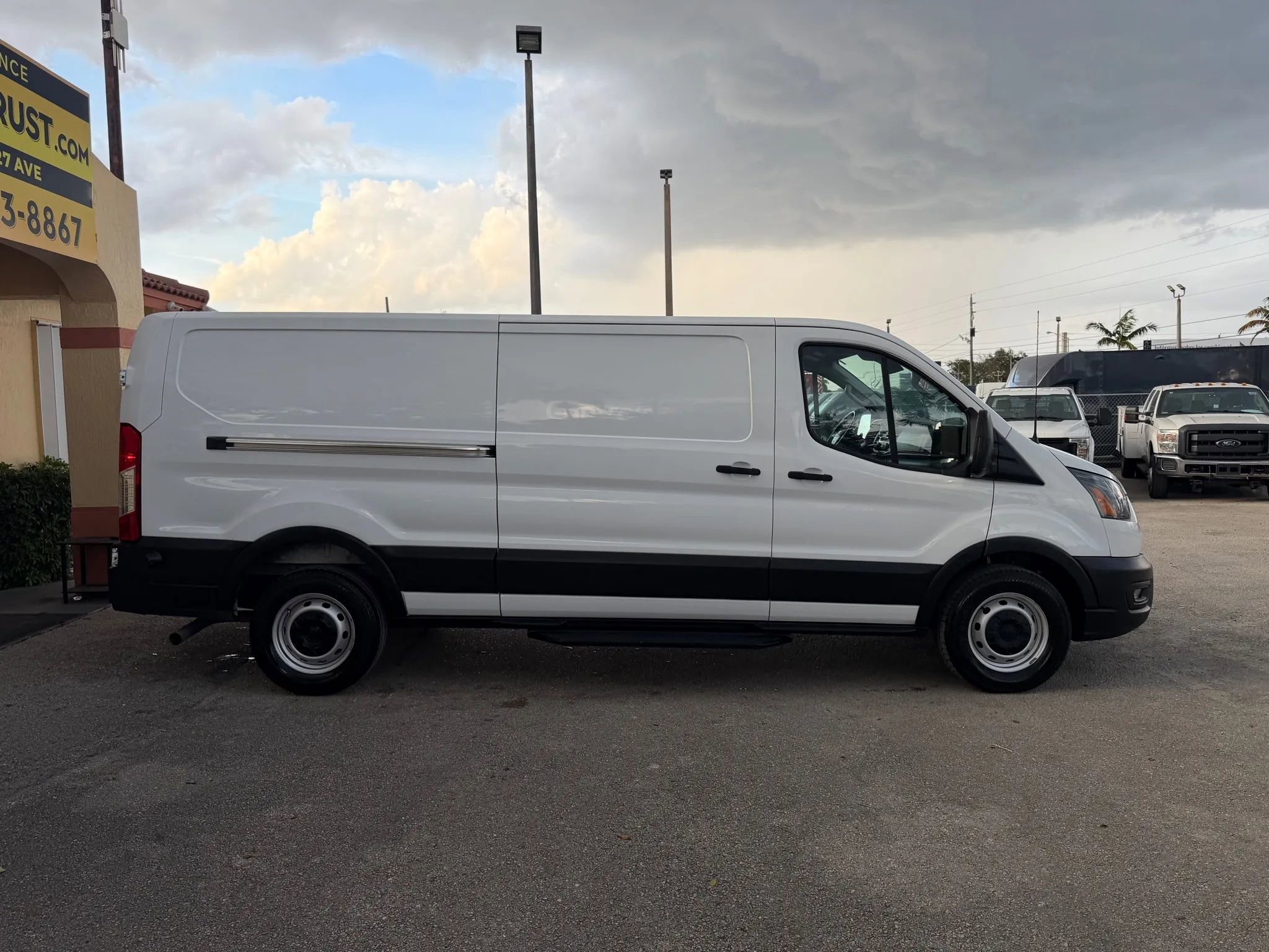 Used 2020 Ford Transit 350 XLT w/ Upfitter Package image 8