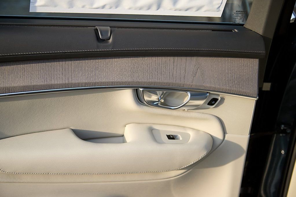 New 2026 Volvo XC90 T8 Ultra w/ Protection Package Premier image 20