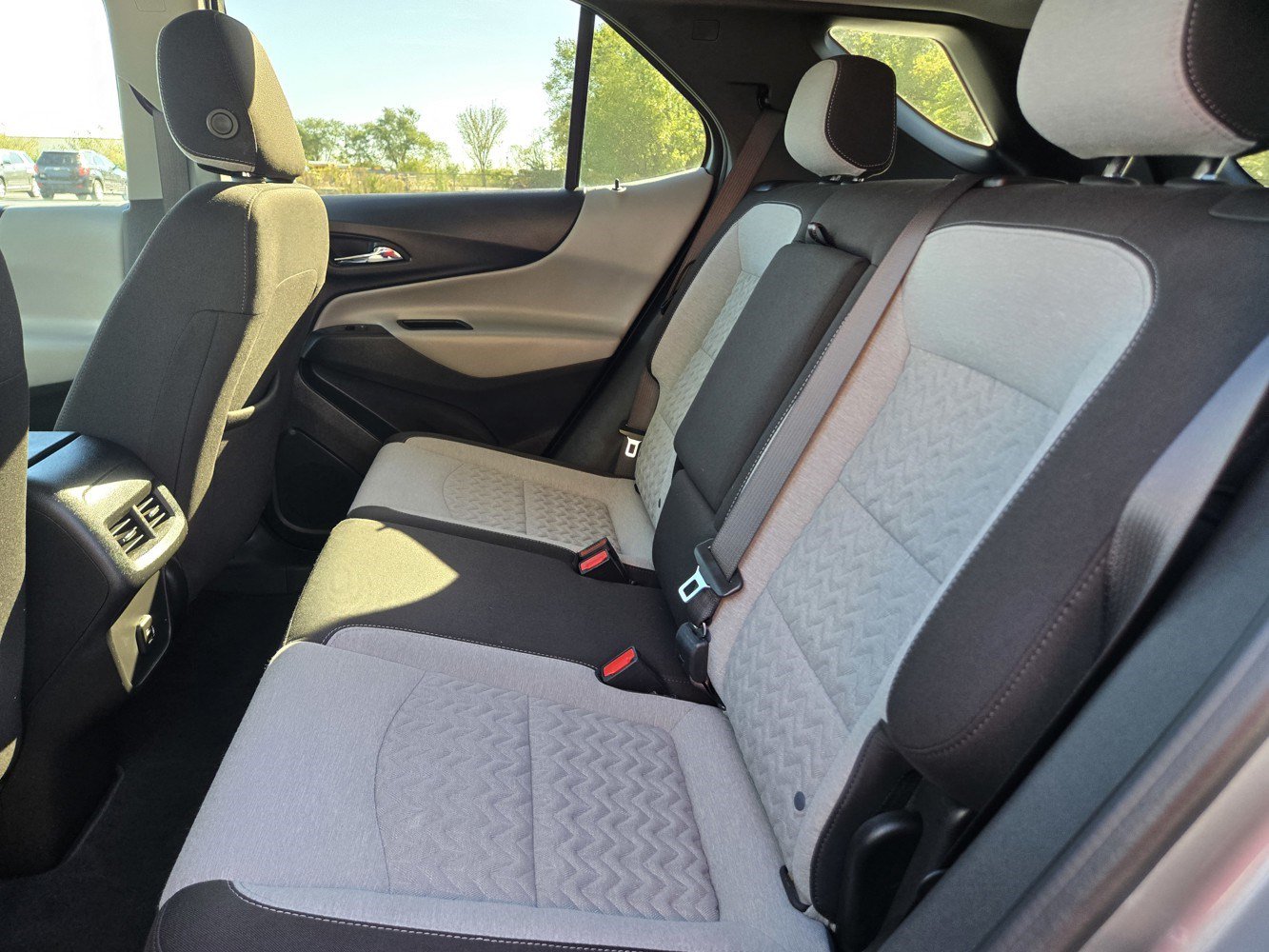 Used 2023 Chevrolet Equinox LT w/ Driver Convenience Package AWD/4WD image 25
