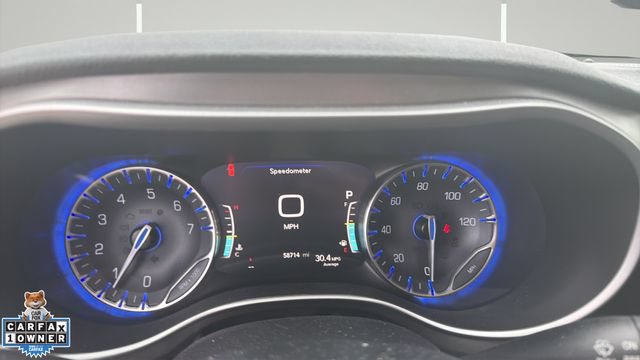Certified 2021 Chrysler Pacifica Touring w/ Cold Weather Group FWD image 11
