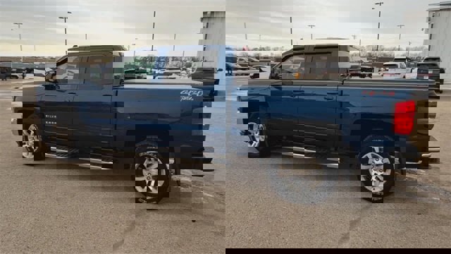 Used 2017 Chevrolet Silverado 1500 LT w/ All Star Edition image 36