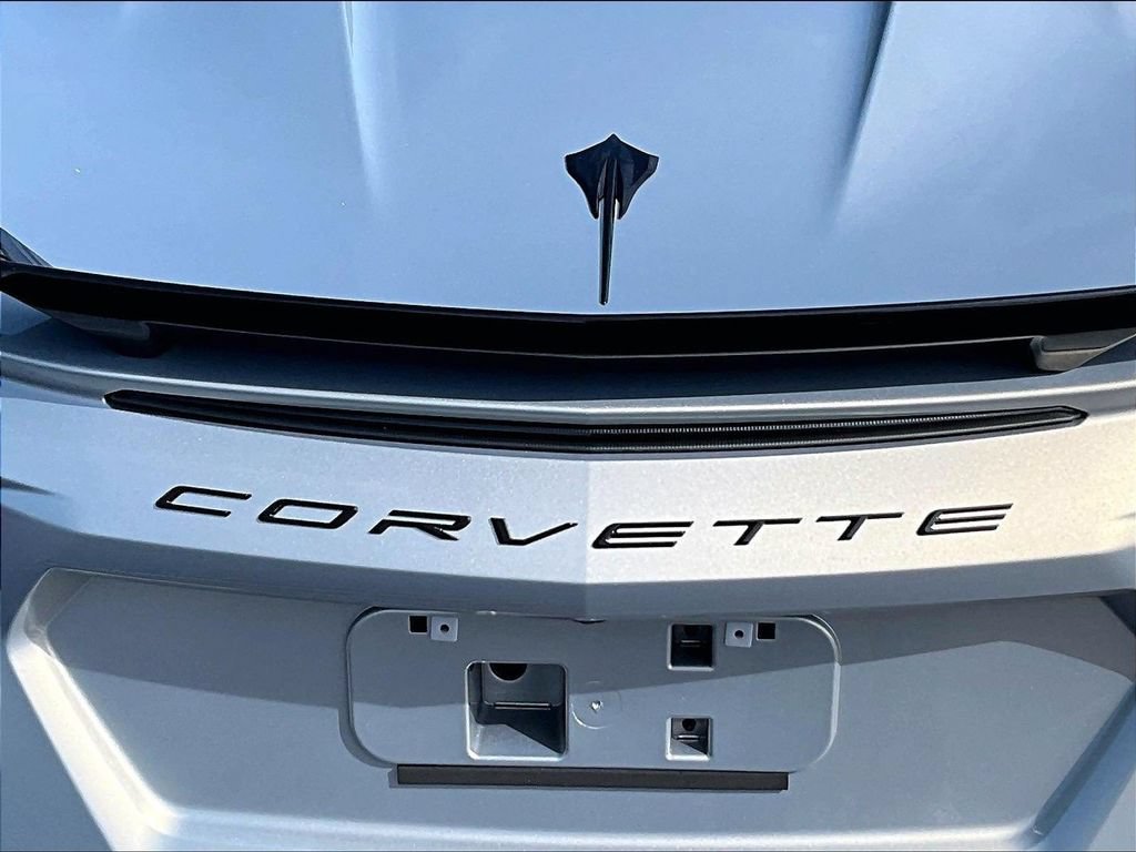 Used 2024 Chevrolet Corvette Stingray Preferred Conv w/ Z51 Performance Package RWD image 25