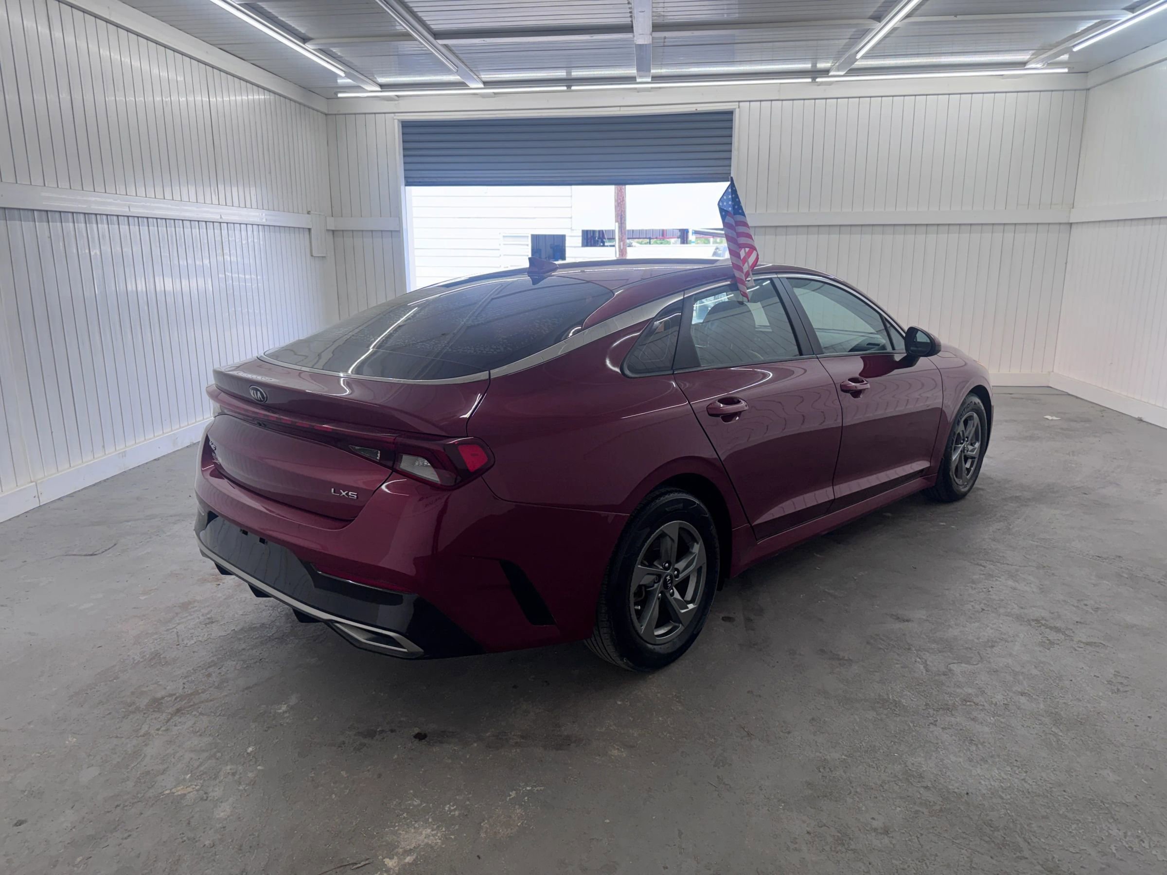 Used 2021 Kia K5 LXS FWD image 5