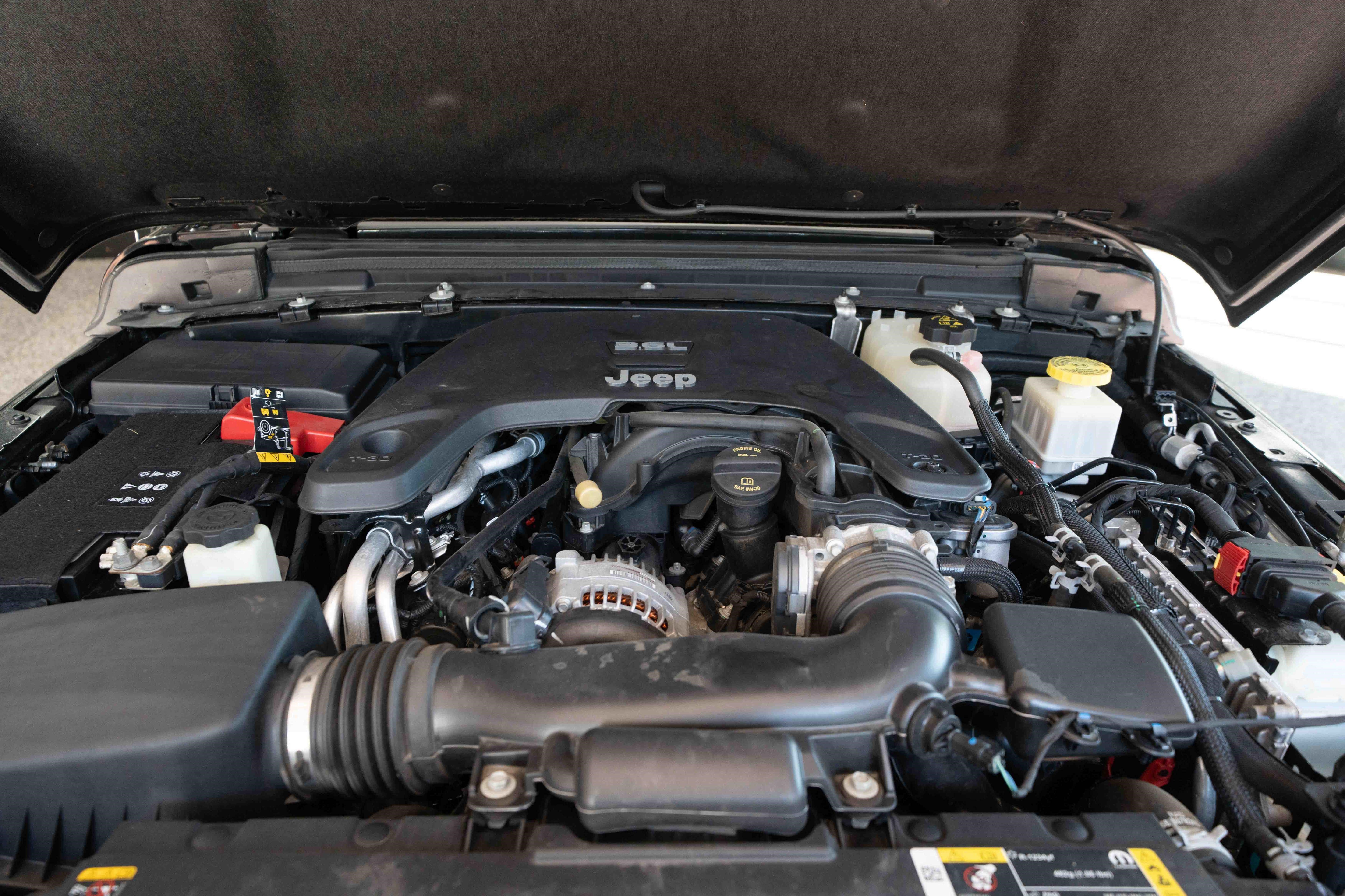 Used 2021 Jeep Gladiator Sport AWD/4WD image 30