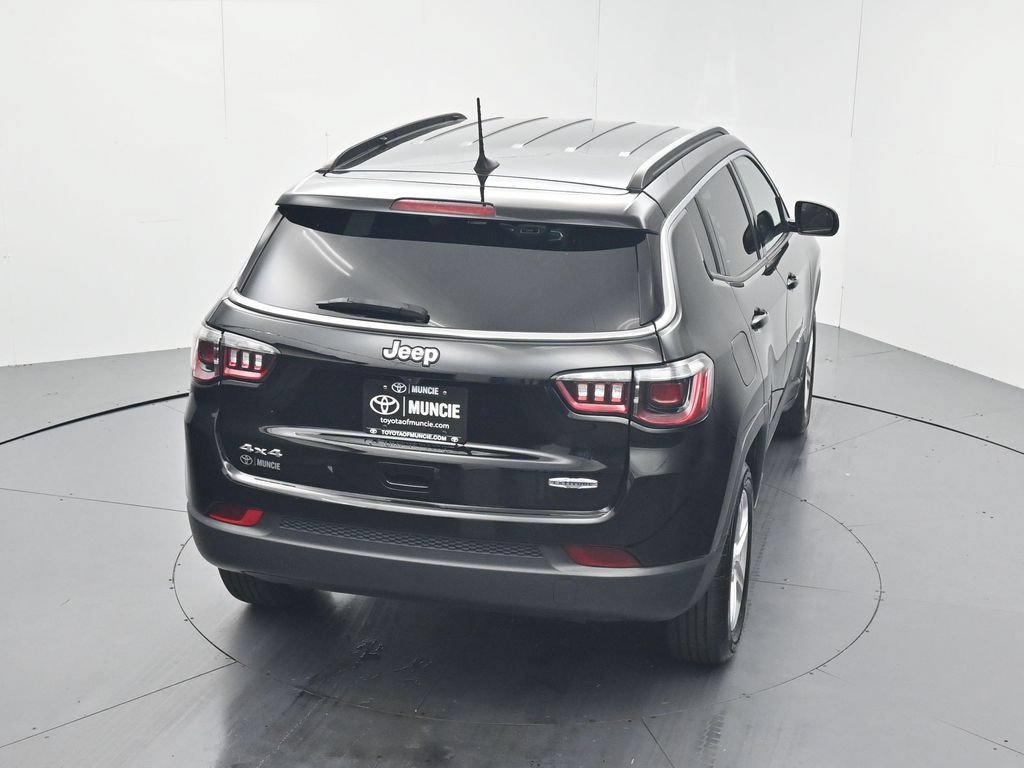 Used 2024 Jeep Compass Latitude AWD/4WD image 51