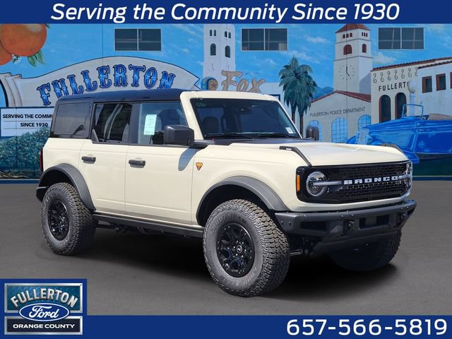 New 2026 Ford Bronco Badlands w/ Wildtrak Package