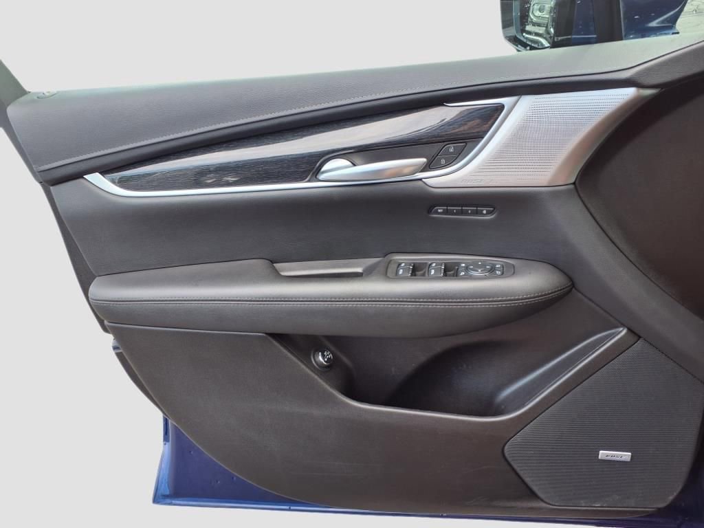 Used 2023 Cadillac XT5 Premium Luxury image 21