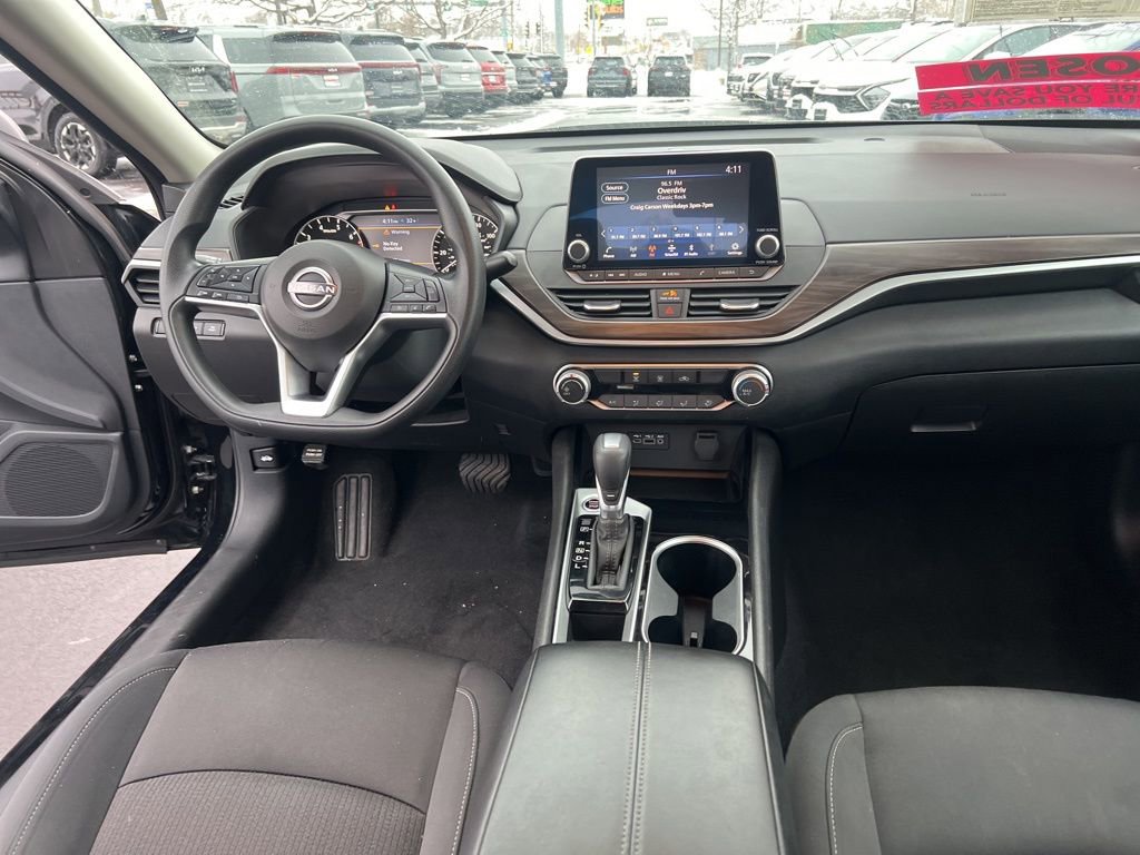 Certified 2024 Nissan Altima 2.5 SV image 17