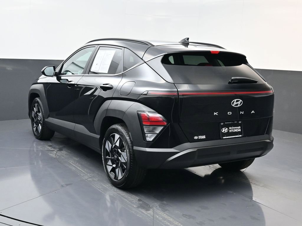 Certified 2025 Hyundai Kona SEL image 6