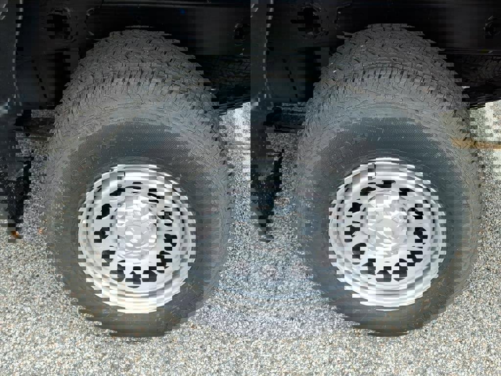 New 2026 Chevrolet Silverado 1500 W/T image 9