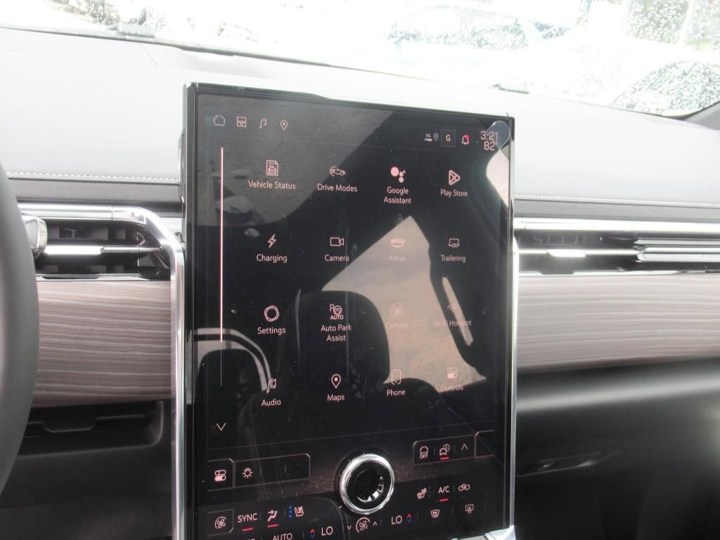 New 2025 GMC Sierra EV Denali image 20