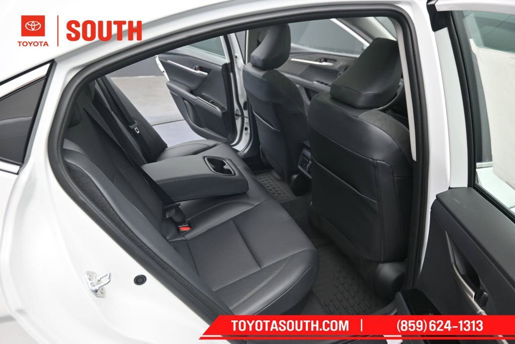 New 2026 Toyota Camry XLE FWD image 32
