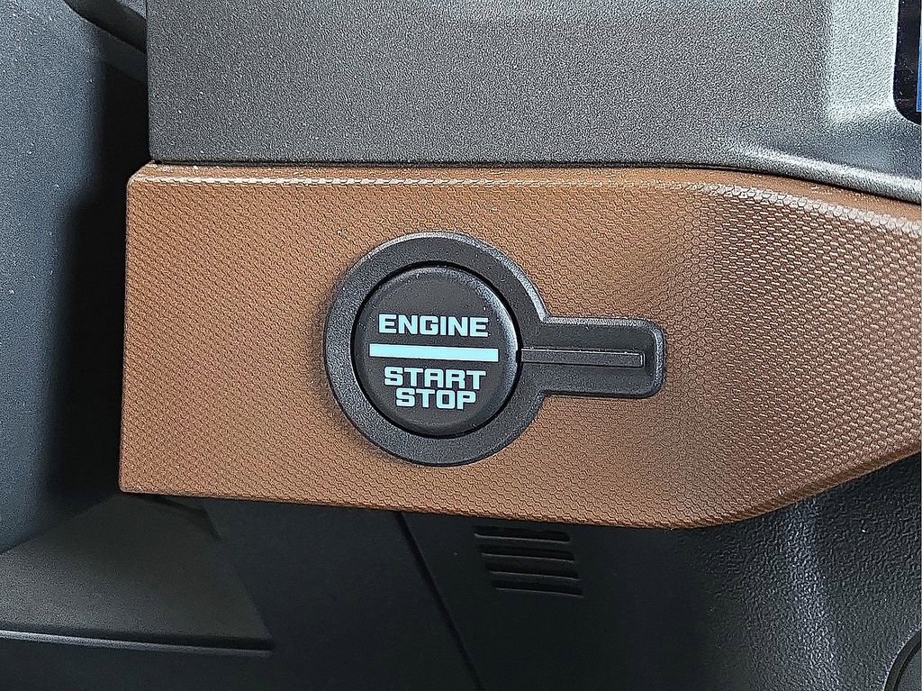 Used 2024 Ford Bronco Outer Banks image 30