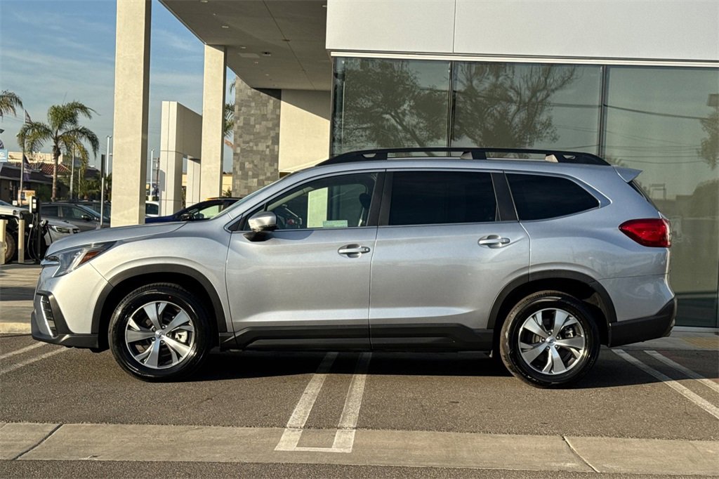 Certified 2024 Subaru Ascent Premium w/ Convenience Package image 9
