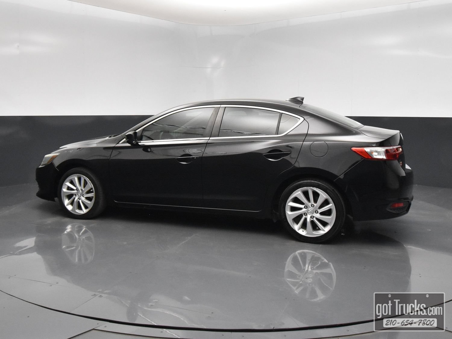 Used 2016 Acura ILX FWD image 3